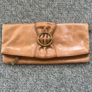 HOBO INTERNATIONAL Tan Cognac Brown Leather Ring Bow Kisslock Foldover Wallet